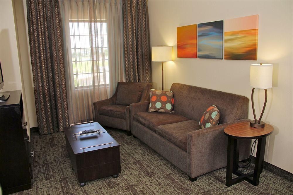 Staybridge Suites Bismarck By Ihg Esterno foto