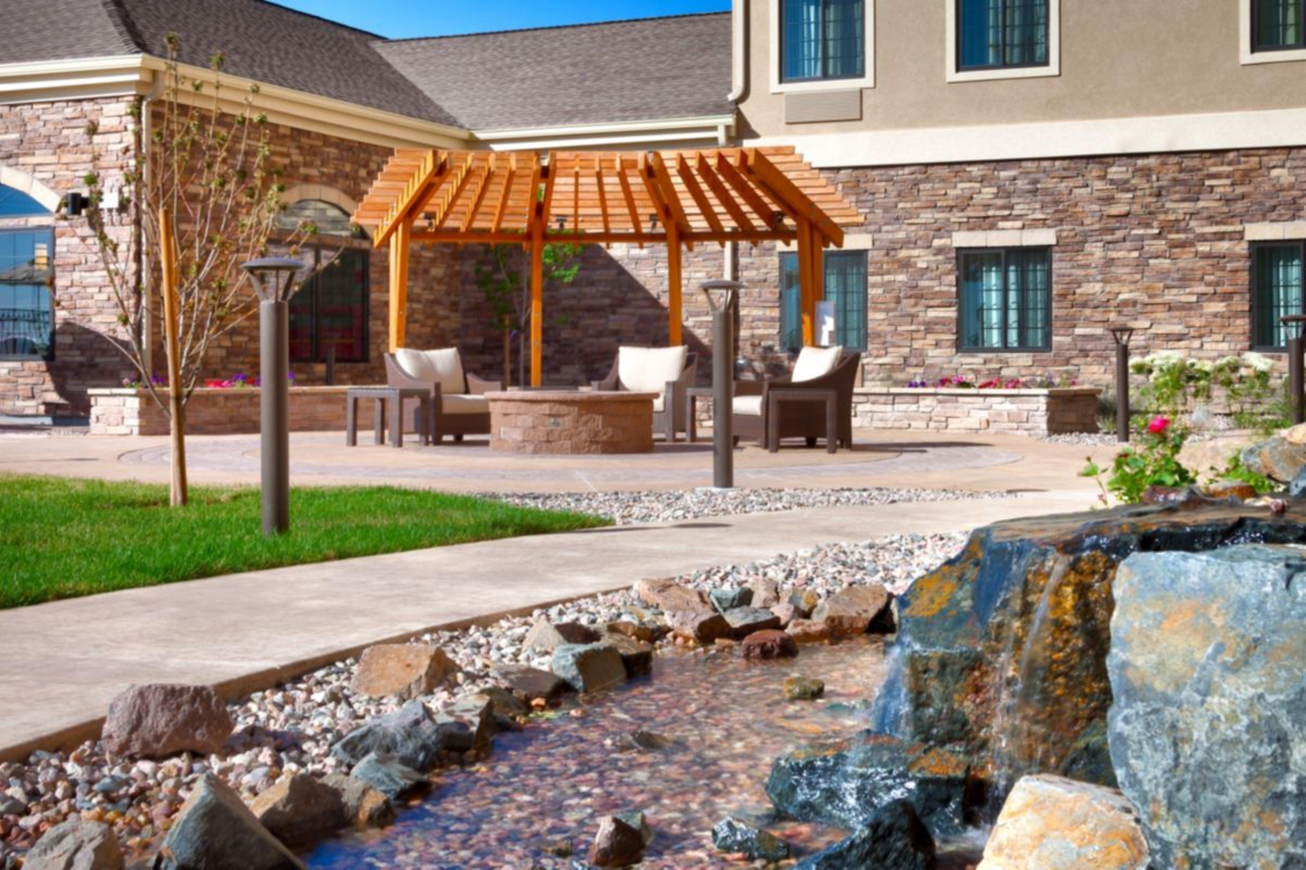 Staybridge Suites Bismarck By Ihg Esterno foto
