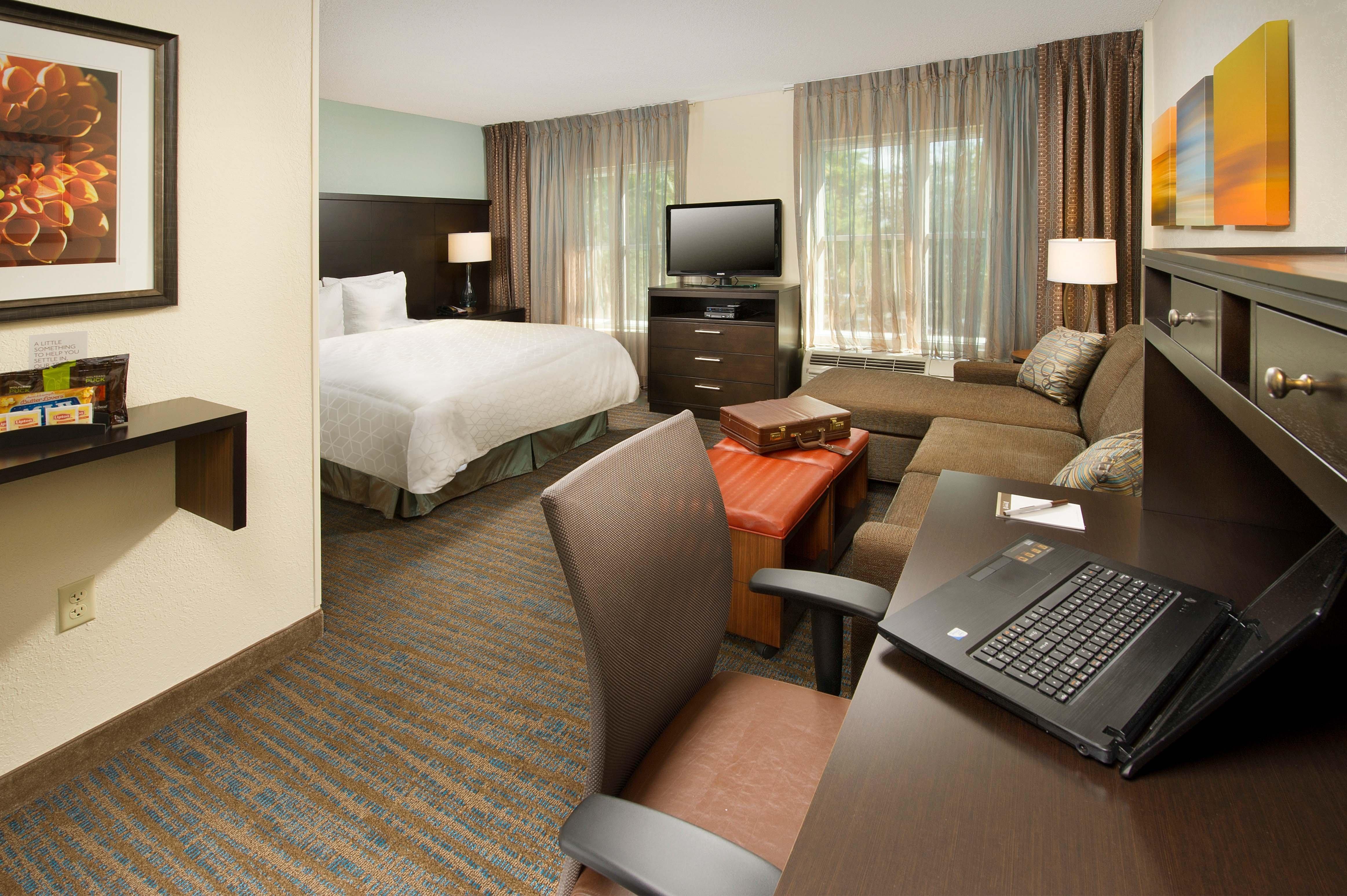 Staybridge Suites Bismarck By Ihg Esterno foto