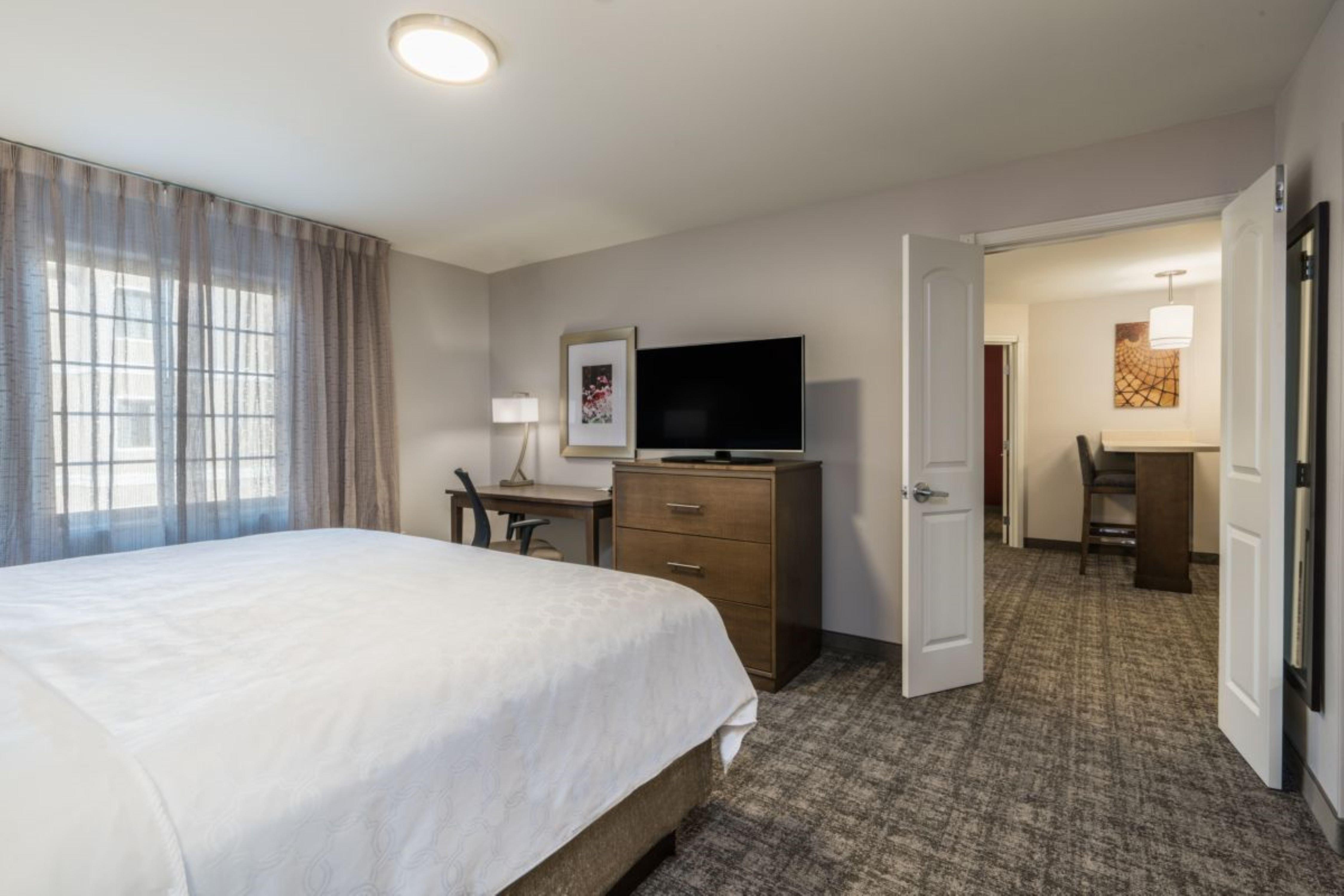 Staybridge Suites Bismarck By Ihg Esterno foto
