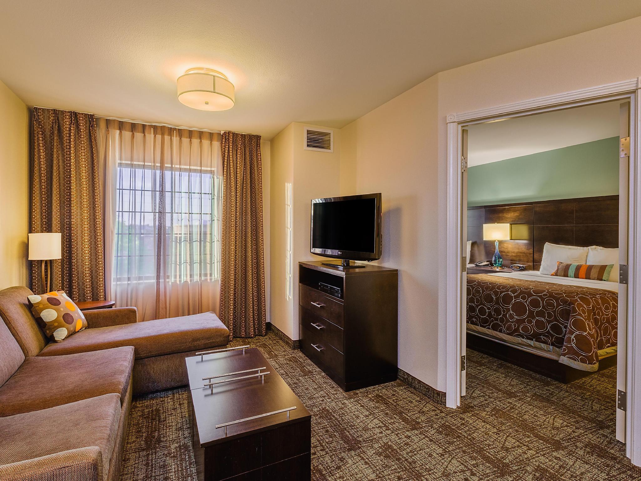 Staybridge Suites Bismarck By Ihg Esterno foto