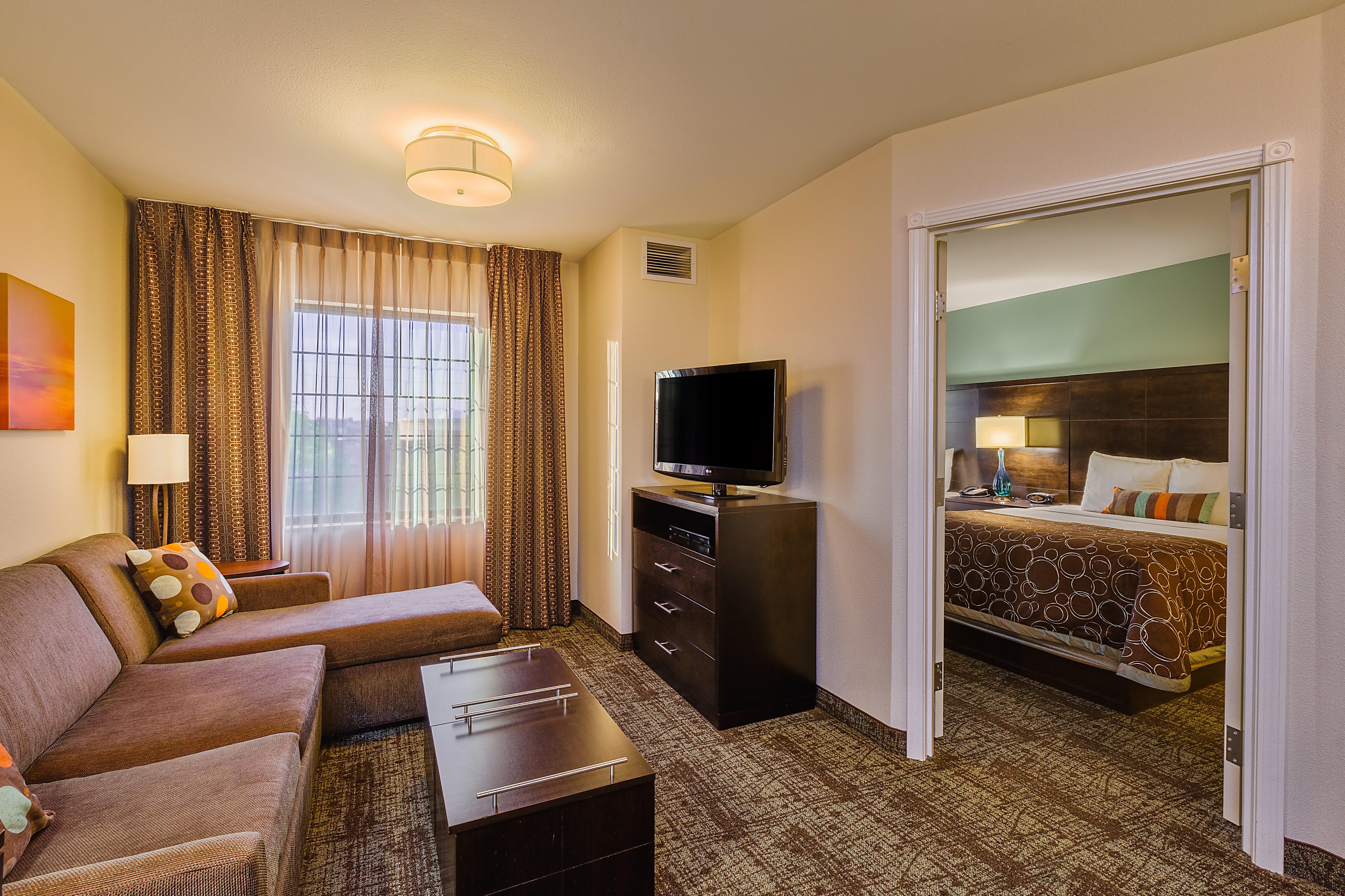 Staybridge Suites Bismarck By Ihg Esterno foto