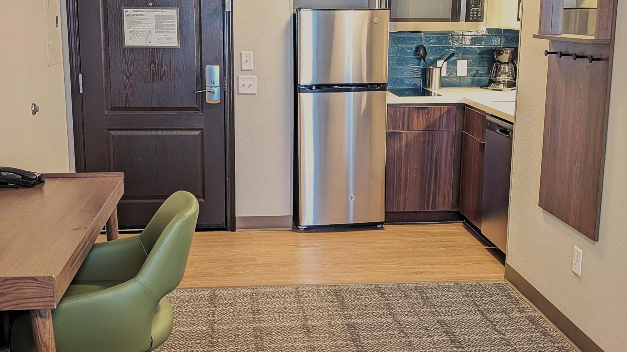 Staybridge Suites Bismarck By Ihg Esterno foto
