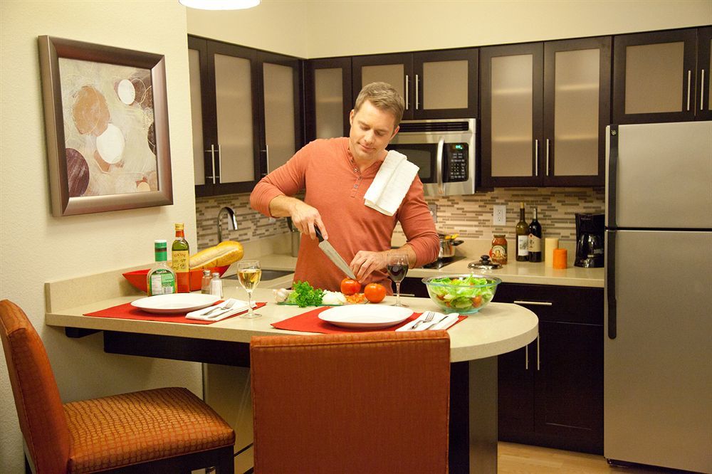Staybridge Suites Bismarck By Ihg Esterno foto